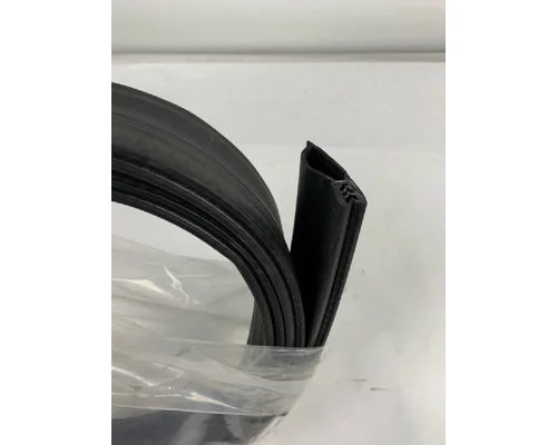 FREIGHTLINER M2 HOOD PARTS
