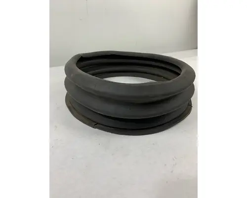 FREIGHTLINER M2 HOOD PARTS