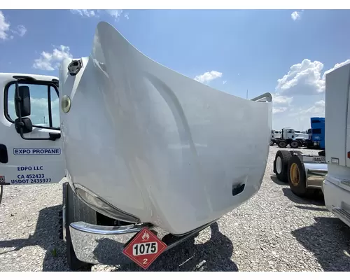 FREIGHTLINER M2 Hood