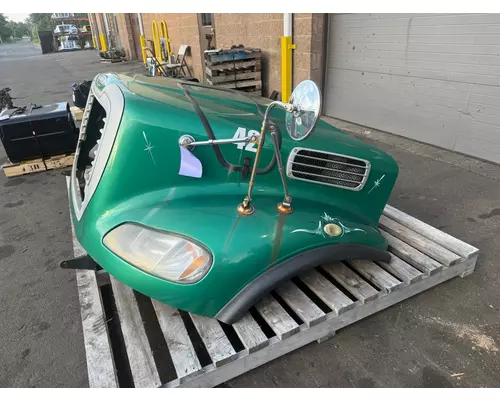 FREIGHTLINER M2 Hood