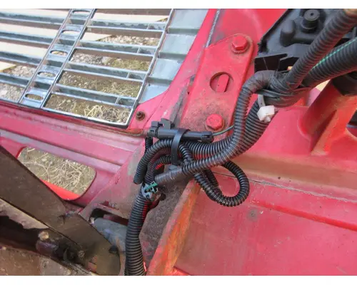 FREIGHTLINER M2 Hood