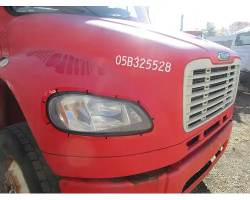 FREIGHTLINER M2 Hood