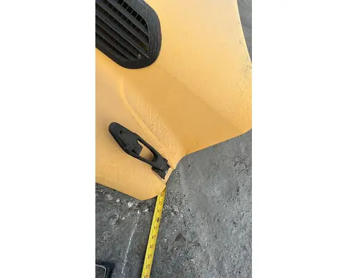 FREIGHTLINER M2 Hood