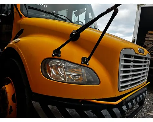 FREIGHTLINER M2 Hood