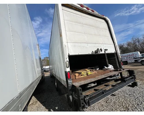 FREIGHTLINER M2 Hub