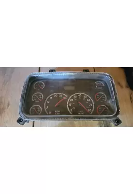 FREIGHTLINER M2 Instrument Cluster