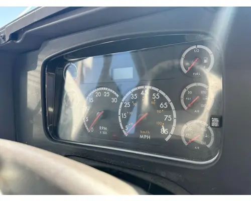 FREIGHTLINER M2 Instrument Cluster