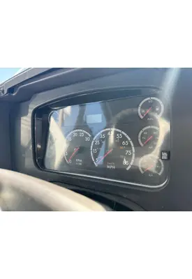 FREIGHTLINER M2 Instrument Cluster
