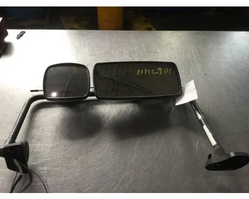 FREIGHTLINER M2 Mirror (Side View)