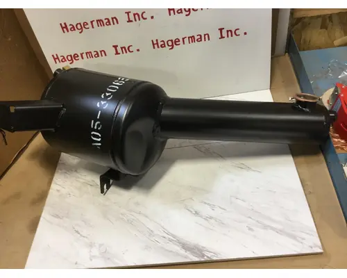 FREIGHTLINER M2 RADIATOR SURGE TANK