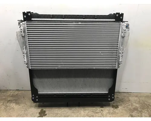 FREIGHTLINER M2 Radiator