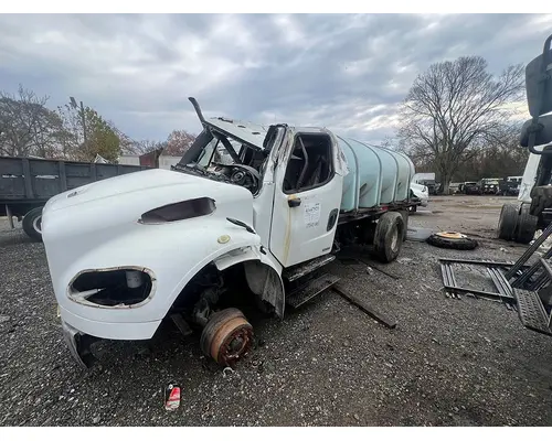 FREIGHTLINER M2 Radiator