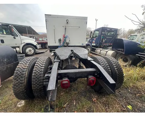 FREIGHTLINER M2 Rears (Front)