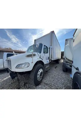 FREIGHTLINER M2 Rears (Rear)