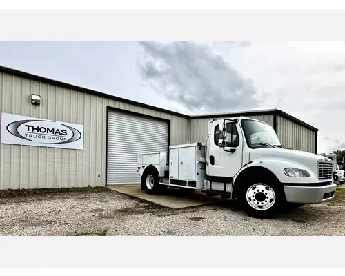 FREIGHTLINER M2 Vehicle For Sale