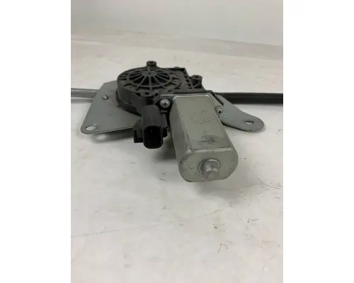 FREIGHTLINER M2 WINDOW REGULATOR