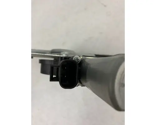 FREIGHTLINER M2 WINDOW REGULATOR