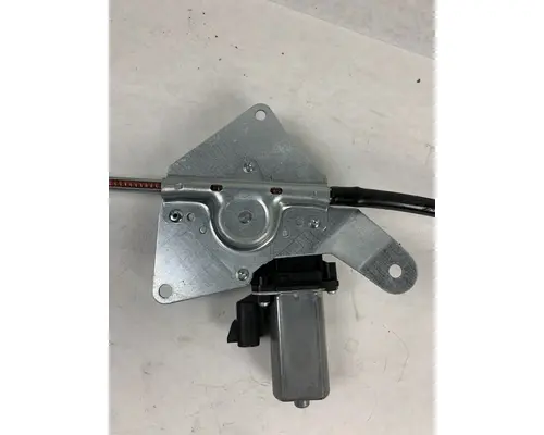 FREIGHTLINER M2 WINDOW REGULATOR