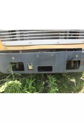 FREIGHTLINER MB70 Bumper Assembly, Front