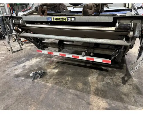 FREIGHTLINER MB70 Rebuilders