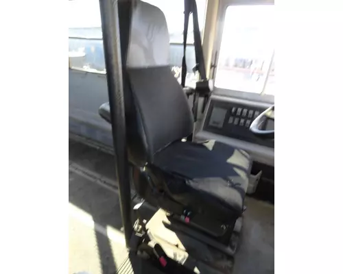 FREIGHTLINER MB70 Seat, Front