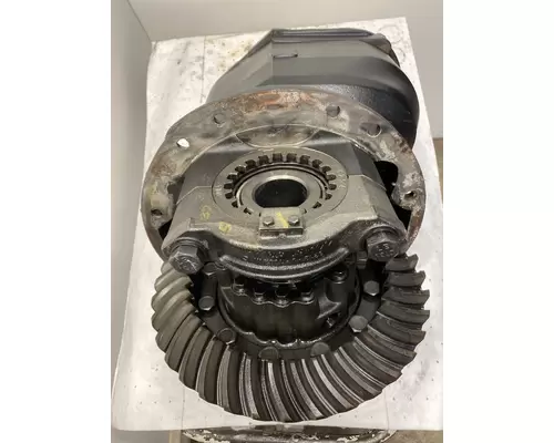 FREIGHTLINER MD2014X Differential