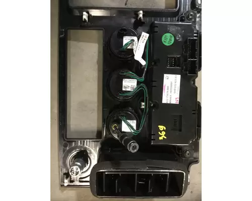 FREIGHTLINER MISC Dash Panel