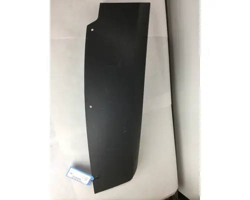 FREIGHTLINER MISC FENDER EXTENSION