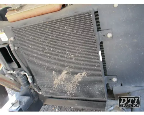 FREIGHTLINER MT-45 Air Conditioner Condenser