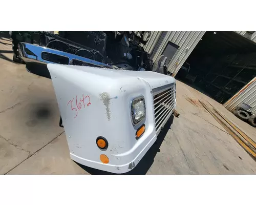 FREIGHTLINER MT-45 Hood