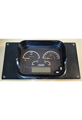 FREIGHTLINER MT-45 Instrument Cluster