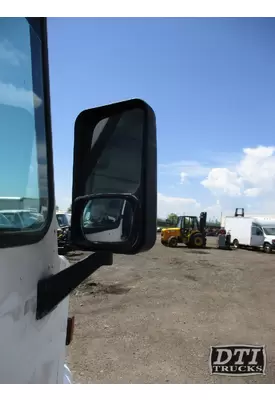 FREIGHTLINER MT-45 Mirror (Side View)