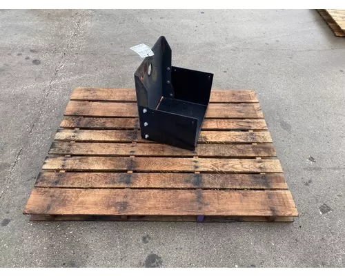 FREIGHTLINER MT 55 Battery Box