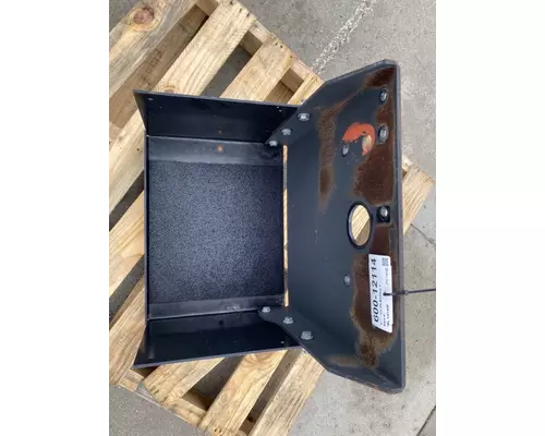 FREIGHTLINER MT 55 Battery Box