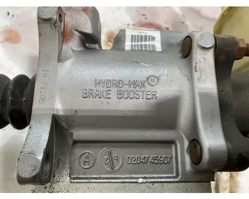 FREIGHTLINER MT 55 Brake Proportioning Valve