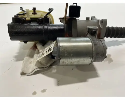 FREIGHTLINER MT 55 Brake Proportioning Valve