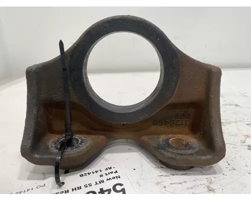 FREIGHTLINER MT 55 Engine Mount