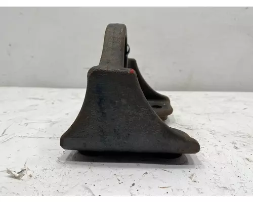 FREIGHTLINER MT 55 Engine Mount