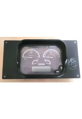 FREIGHTLINER MT-55 Instrument Cluster