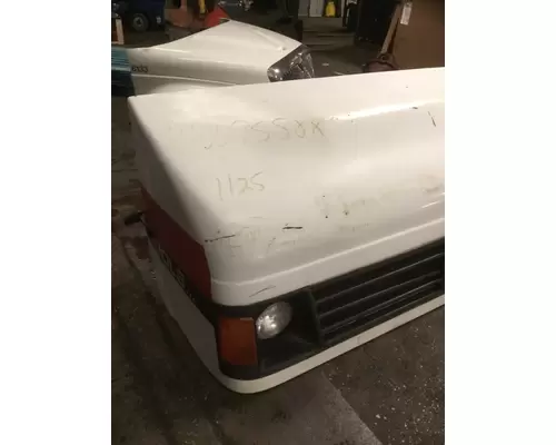 FREIGHTLINER MT45 1998-2025 HOOD