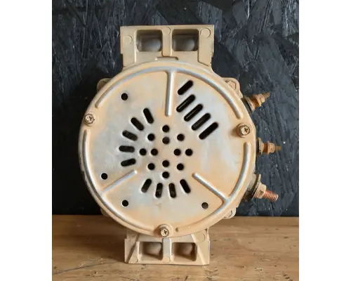 FREIGHTLINER MT45 Chassis Alternator