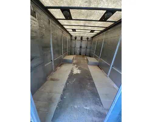 FREIGHTLINER MT45 Chassis Complete Vehicle