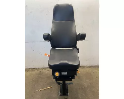FREIGHTLINER MT45 Seat, Front