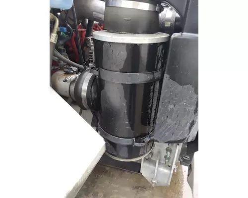 FREIGHTLINER MT55 AIR CLEANER