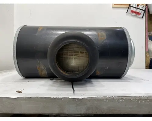 FREIGHTLINER MT55 Air Cleaner