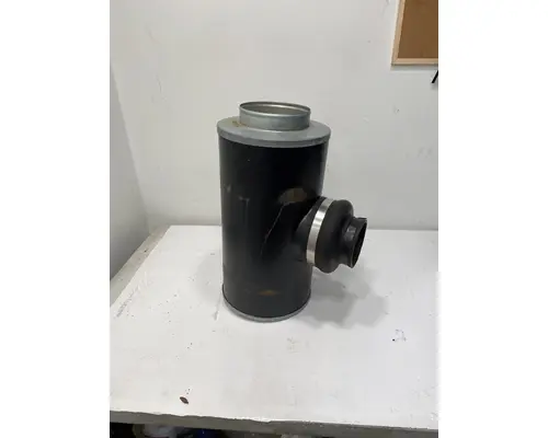FREIGHTLINER MT55 Air Cleaner