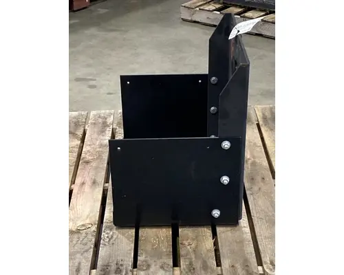 FREIGHTLINER MT55 Battery Box