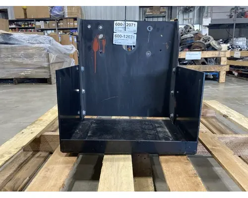 FREIGHTLINER MT55 Battery Box