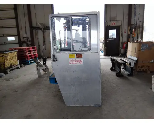 FREIGHTLINER MT55 DOOR ASSEMBLY, FRONT