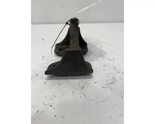 FREIGHTLINER MT55 Engine Mounts